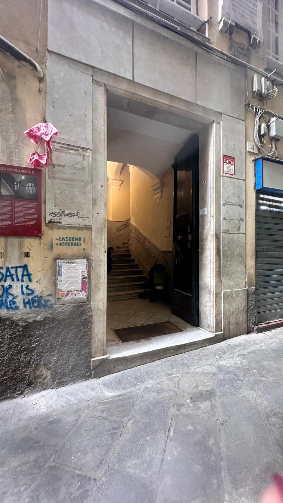 Andrea Porto Antico Centro Storico Caricamento San Luca Appartamento *